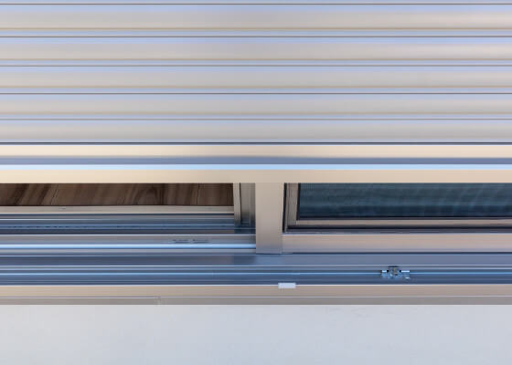 シャッター雨戸